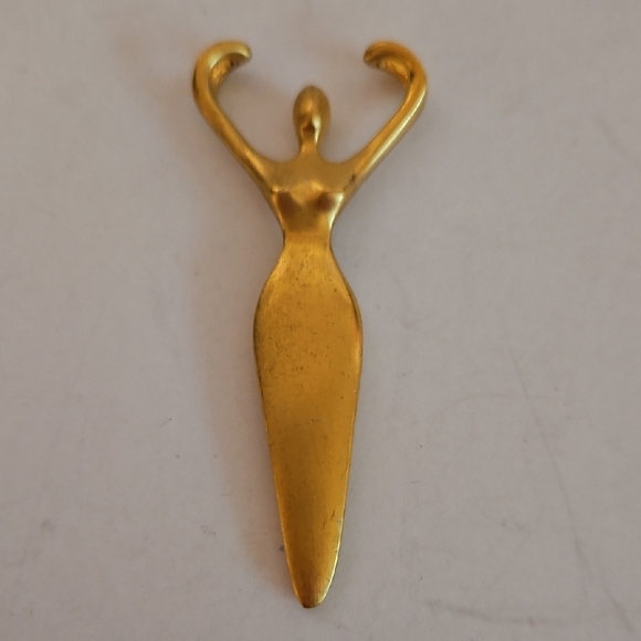 Jewelry - Museum Reprodution Gold-Toned Women Pendant